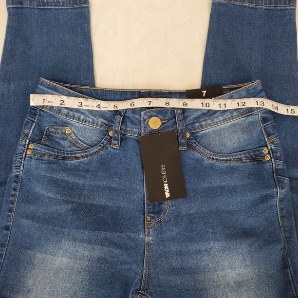 Fashion Nova Squat Like That Booty Lifting Jeans Medium Blue Wash Skinny Size 7 - Picture 8 of 13